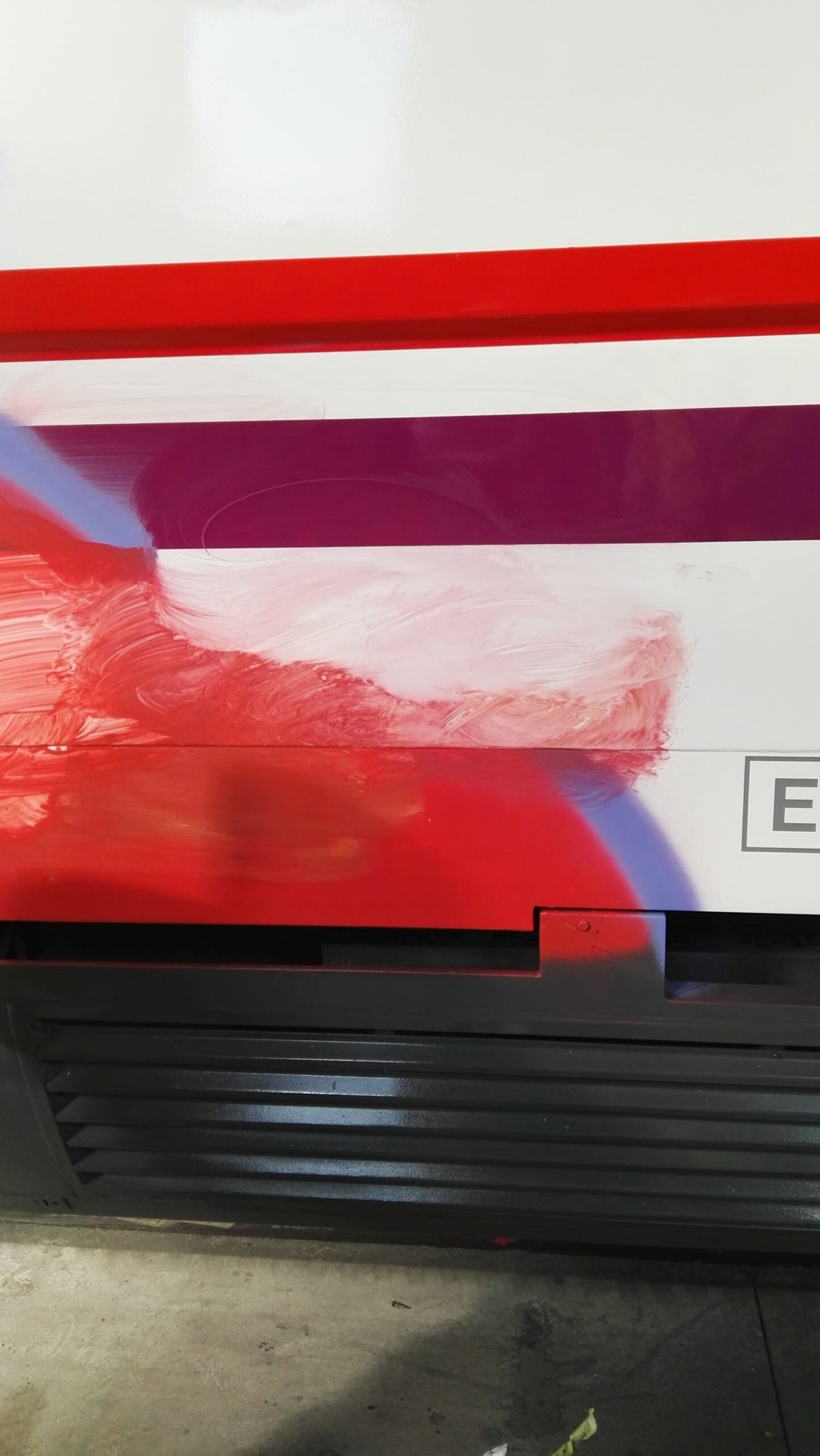 limpiar pintada tren 1