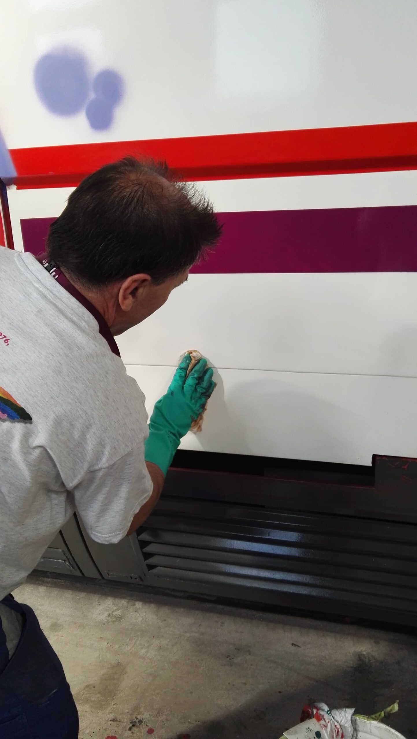 limpiar pintada tren 3