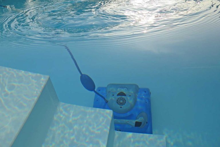 grietas en piscina